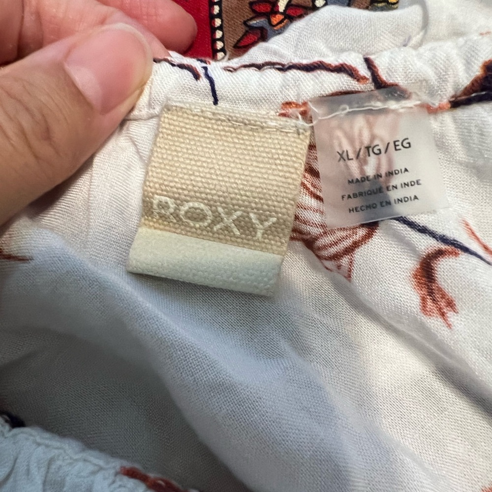 NWOT🌺Roxy Lynnette Top - Picture 10 of 10